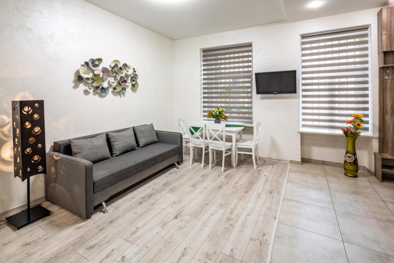 Alfa Apartments Kulisha 40 Lviv Dış mekan fotoğraf