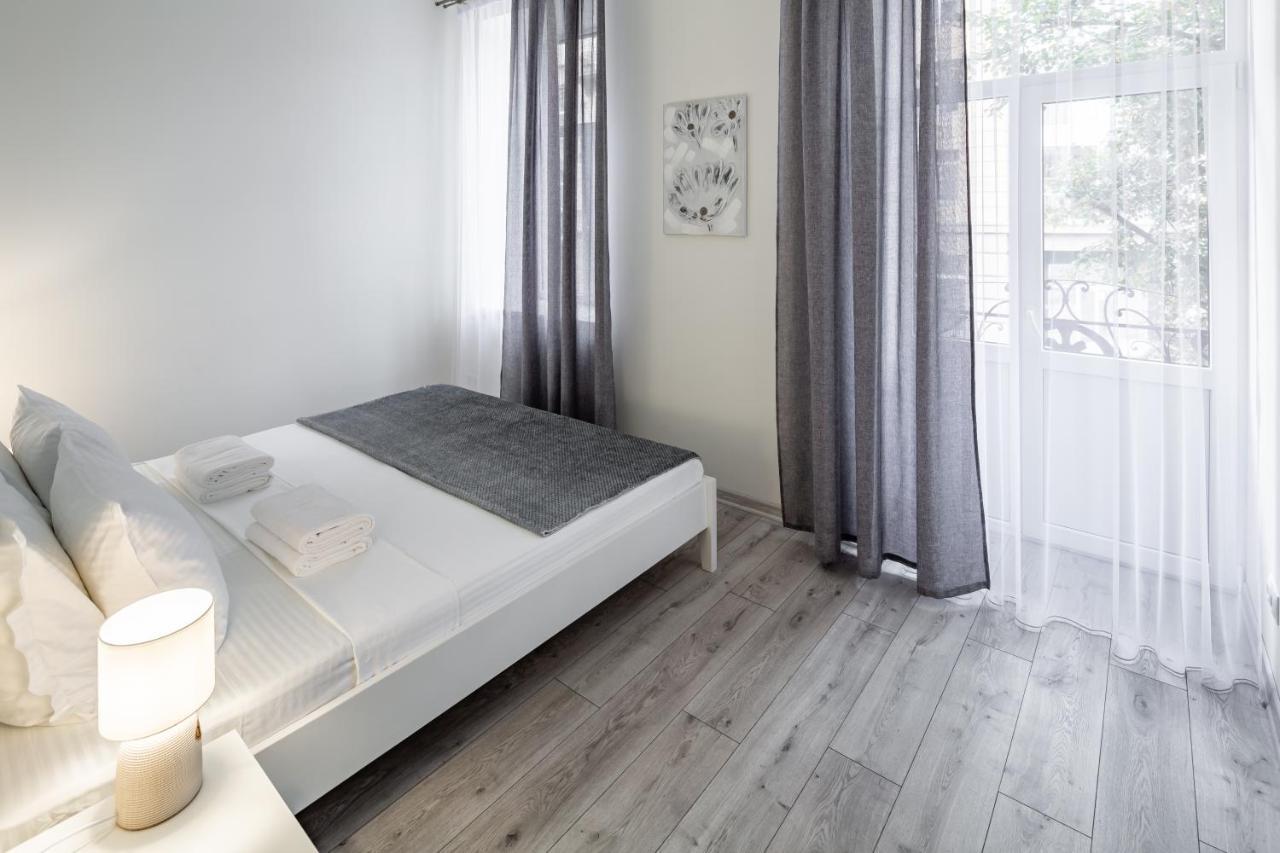 Alfa Apartments Kulisha 40 Lviv Dış mekan fotoğraf