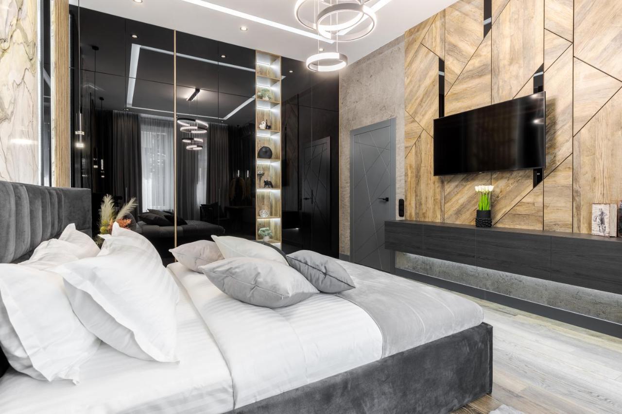 Alfa Apartments Kulisha 40 Lviv Dış mekan fotoğraf