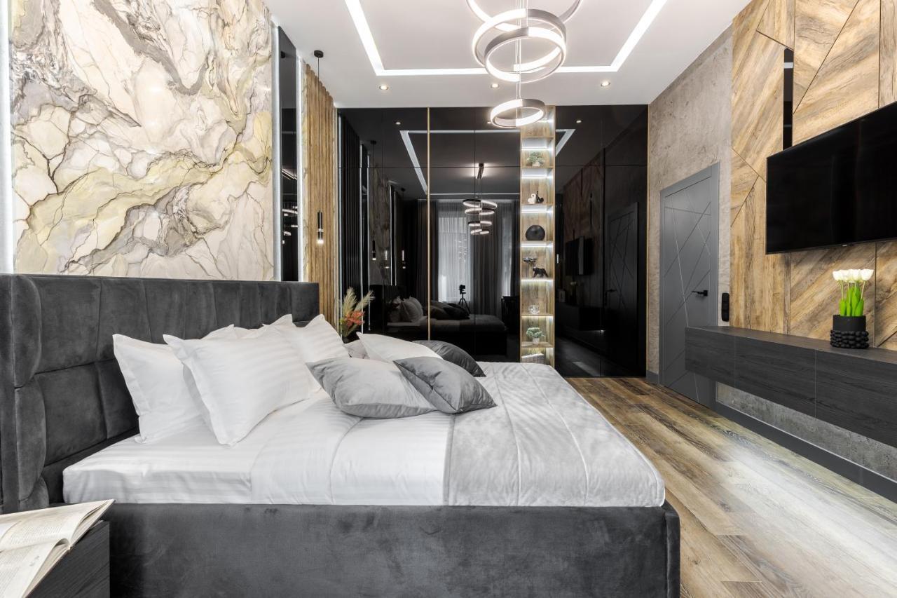 Alfa Apartments Kulisha 40 Lviv Dış mekan fotoğraf