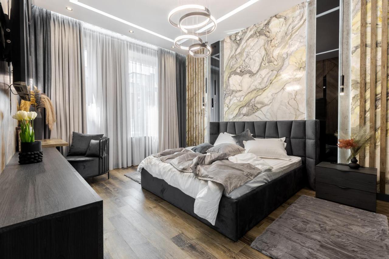 Alfa Apartments Kulisha 40 Lviv Dış mekan fotoğraf